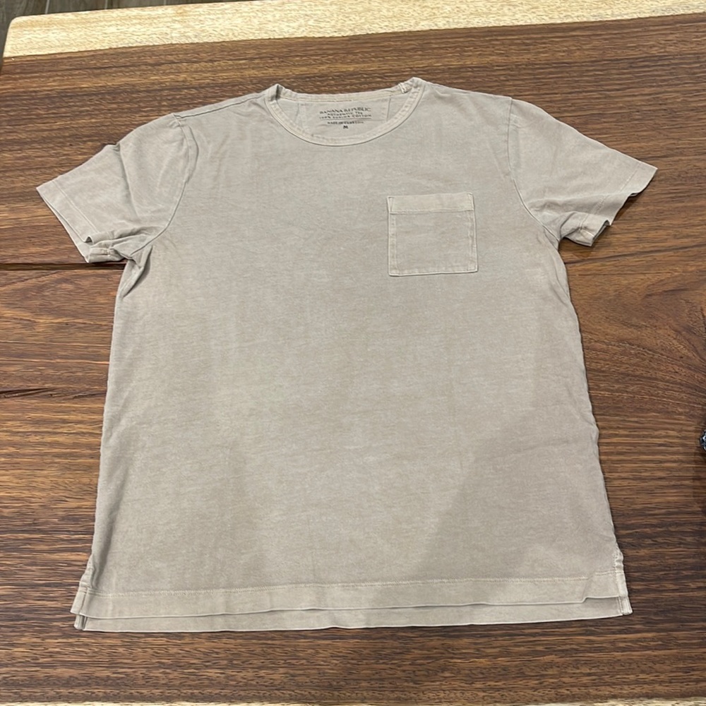 Banana Republic authentic tee size M vintage brown 100% cotton
